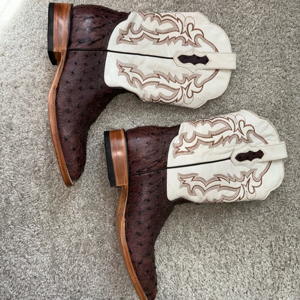 Selling Mexican boots ! Size 10 1/2! 100% real skin